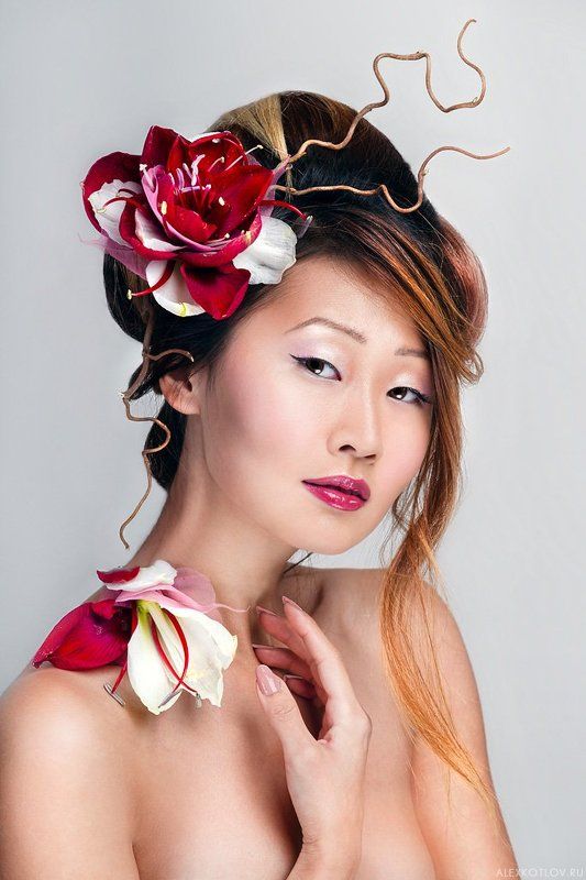 female,woman,beauty,flowers,asian *** фото превью
