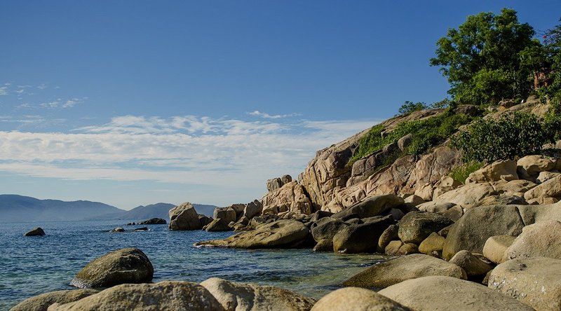 камни, побережье, море, Вьтнам Мыс Хон Чонг фото превью
