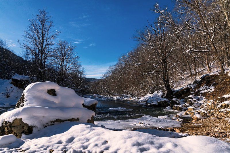 Зима, Курджипс, Мезмай, Река, Сугробы Погожий денек фото превью