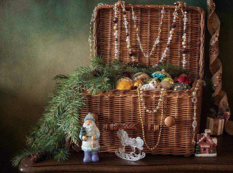 Время наряжать ёлку. фото превью