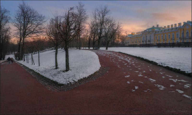В Петергофе фото превью