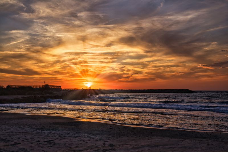 The Mediterranean Sea,sunset фото превью