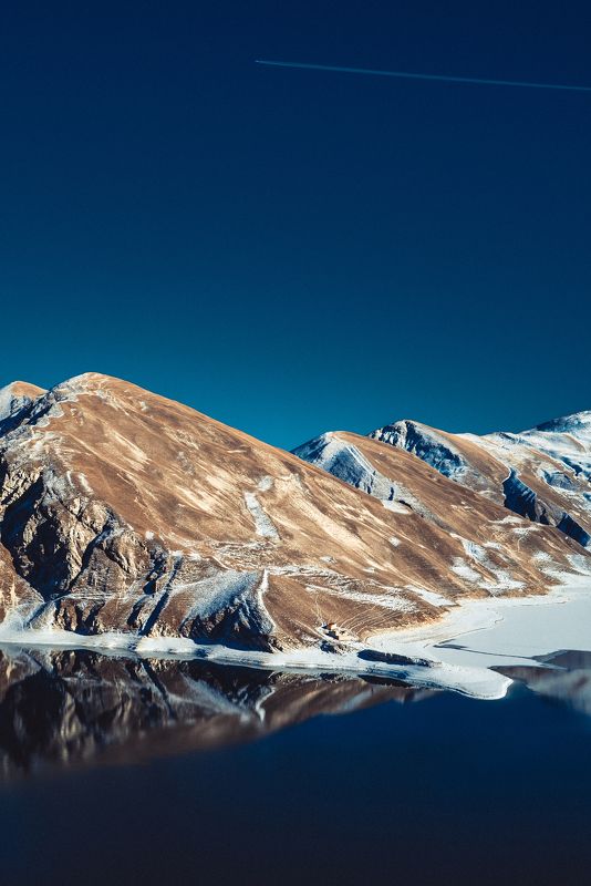 Россия, Чечня, Веденский район, озеро Кезеной Ам, Кезеной Ам Зимний пейзаж фото превью
