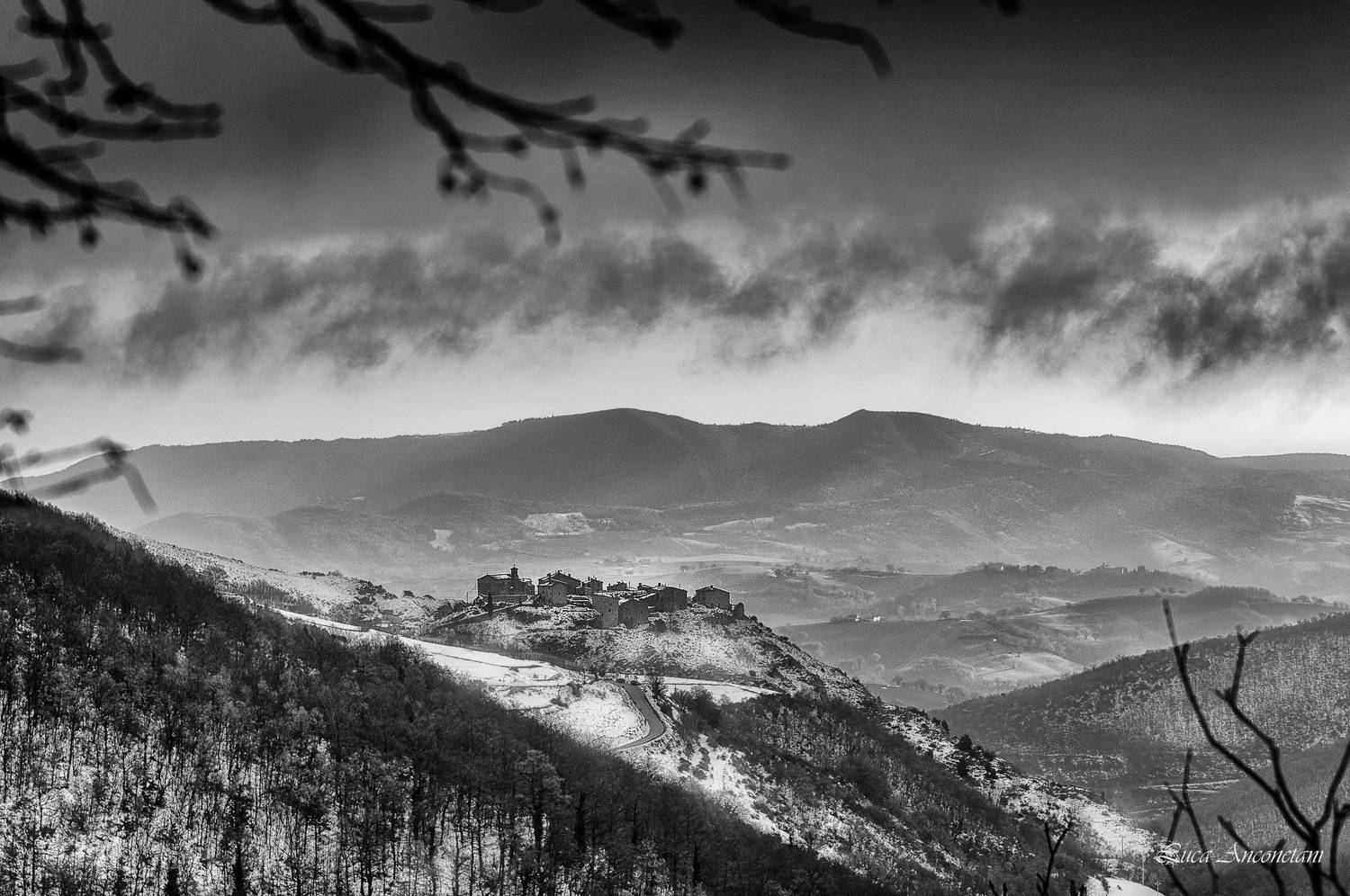 b/n monochrome elcito italy village marche region contrast b/w, Anconetani Luca
