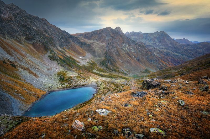 Кавказ, горы, Архыз, Карачаево-Черкесия, озероо Семицветное Большая Дукка Семицветное фото превью