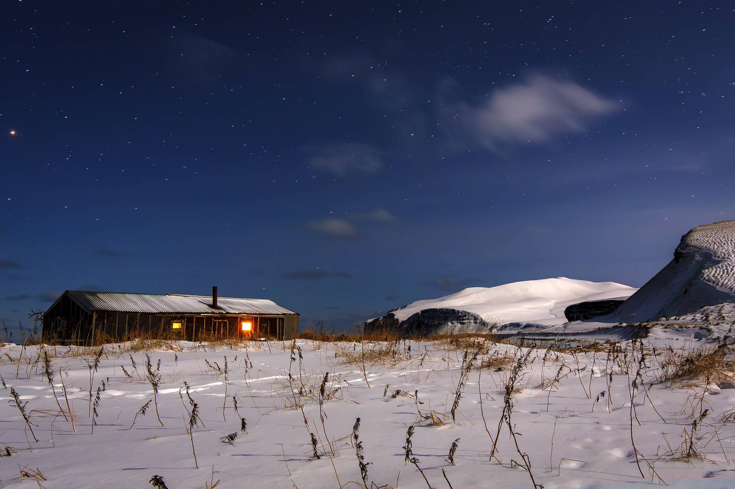 ночь, зима, хижина, зимовье, остров беринга, командоры, Уткин Дмитрий