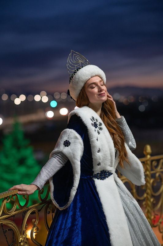 новый год, рождество, снегурочка, праздник, девушка, модель, портрет, огни, ночь С НОВЫМ ГОДОМ!!! фото превью