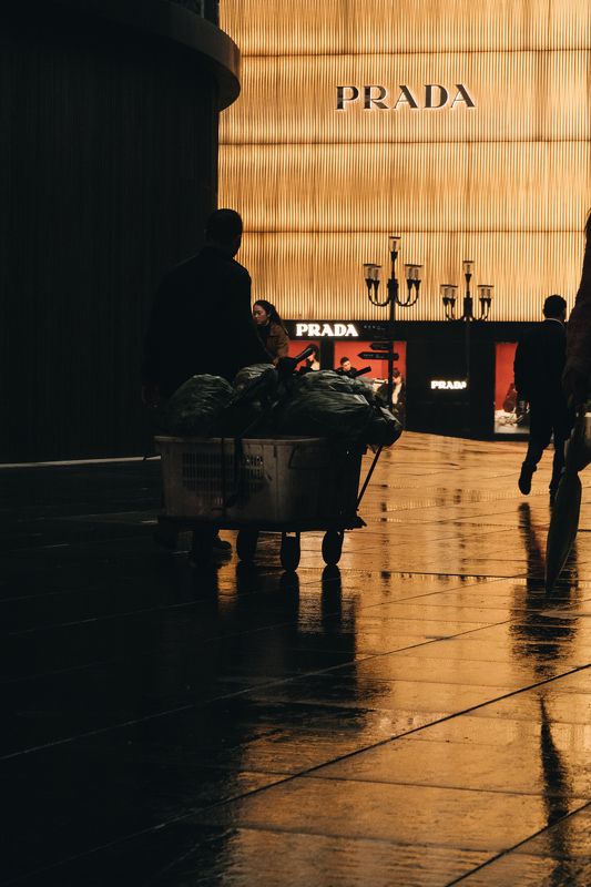 reflection фото превью