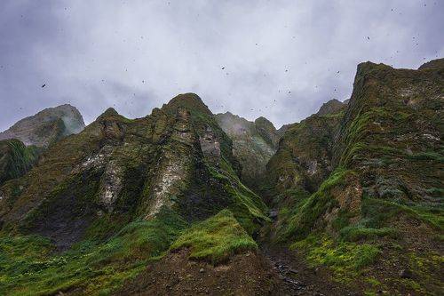 Скалы в небо