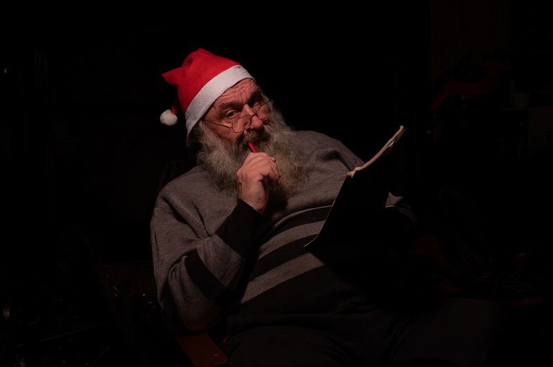 дед мороз, санта, санта клаус, новый год, рождество, ëлка, подарки, праздник, борода КТО ТАМ СЕБЯ ПЛОХО ВЁЛ? фото превью