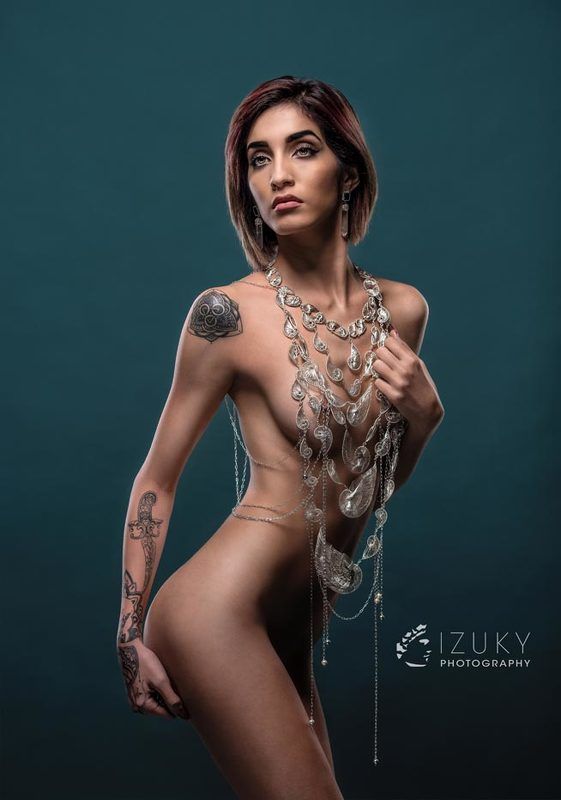 #nude #art #nudeartphotography, #artisticnude, #fineartnude, #nudeportrait, #bodyart, #nudephotography, #nudemodel, #blackandwhitenude, #sensualart, #nudeartistic, #cuba  фото превью