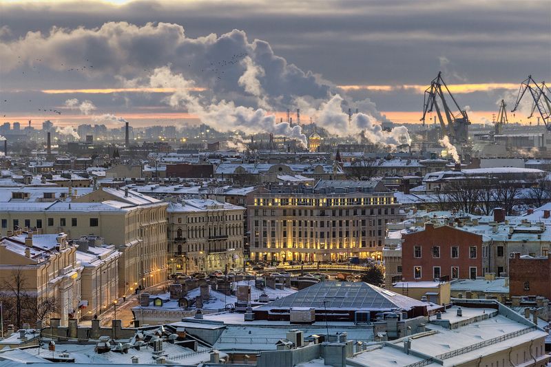 Фрагмент вечернего Санкт-Петербурга фото превью