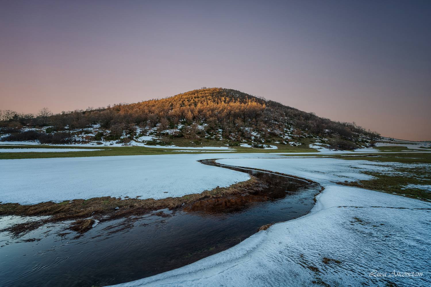 altopiano montelago marche region italy mc landscape snow winter, Anconetani Luca