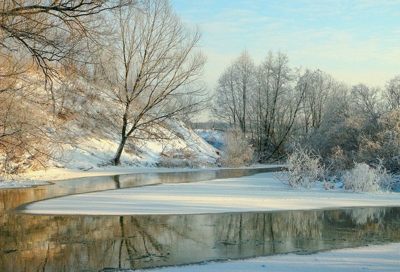 зима река снег солнце Зимняя нежность фото превью