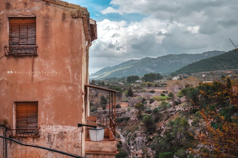 bocairent ,spain,travel,exterior,light,dark,building,plant,sky,house,street, Bocairent фото превью