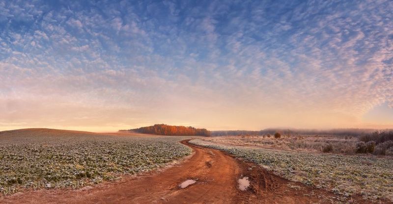 беларусь, иней, облака, октябрь, осень, панорама, поля, рассвет, утро Морозное утро фото превью