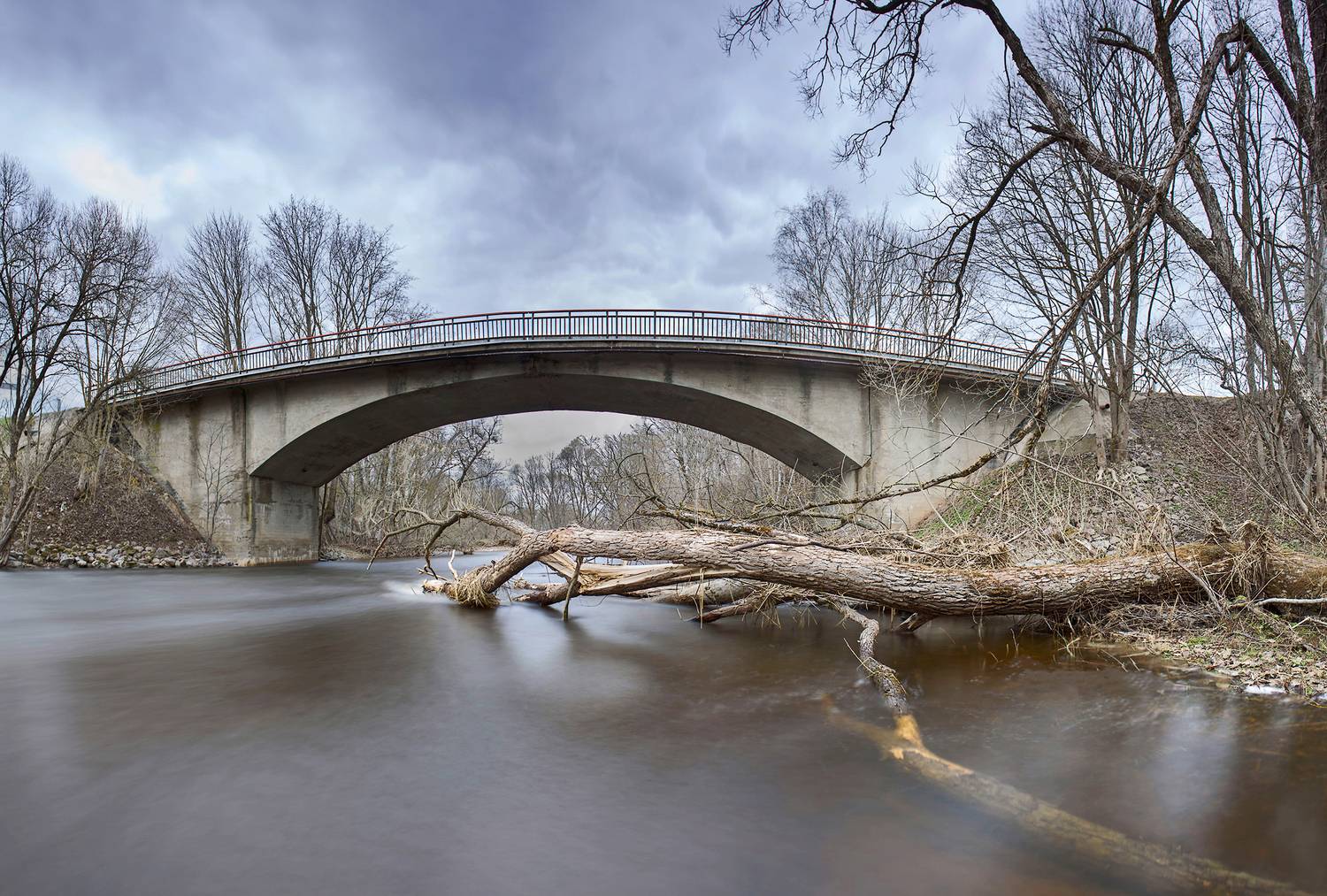 river,spring,fallen trees,long exposure, Eugenijus Rauduve