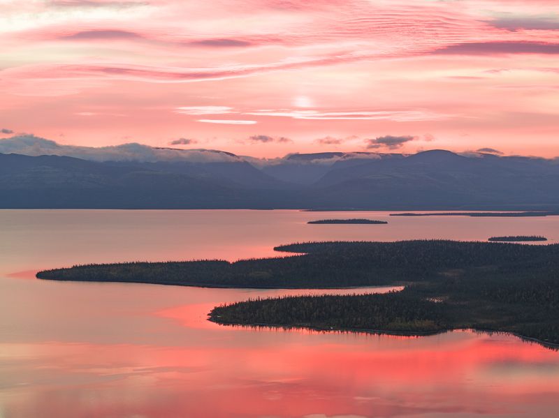 Алая заря фото превью