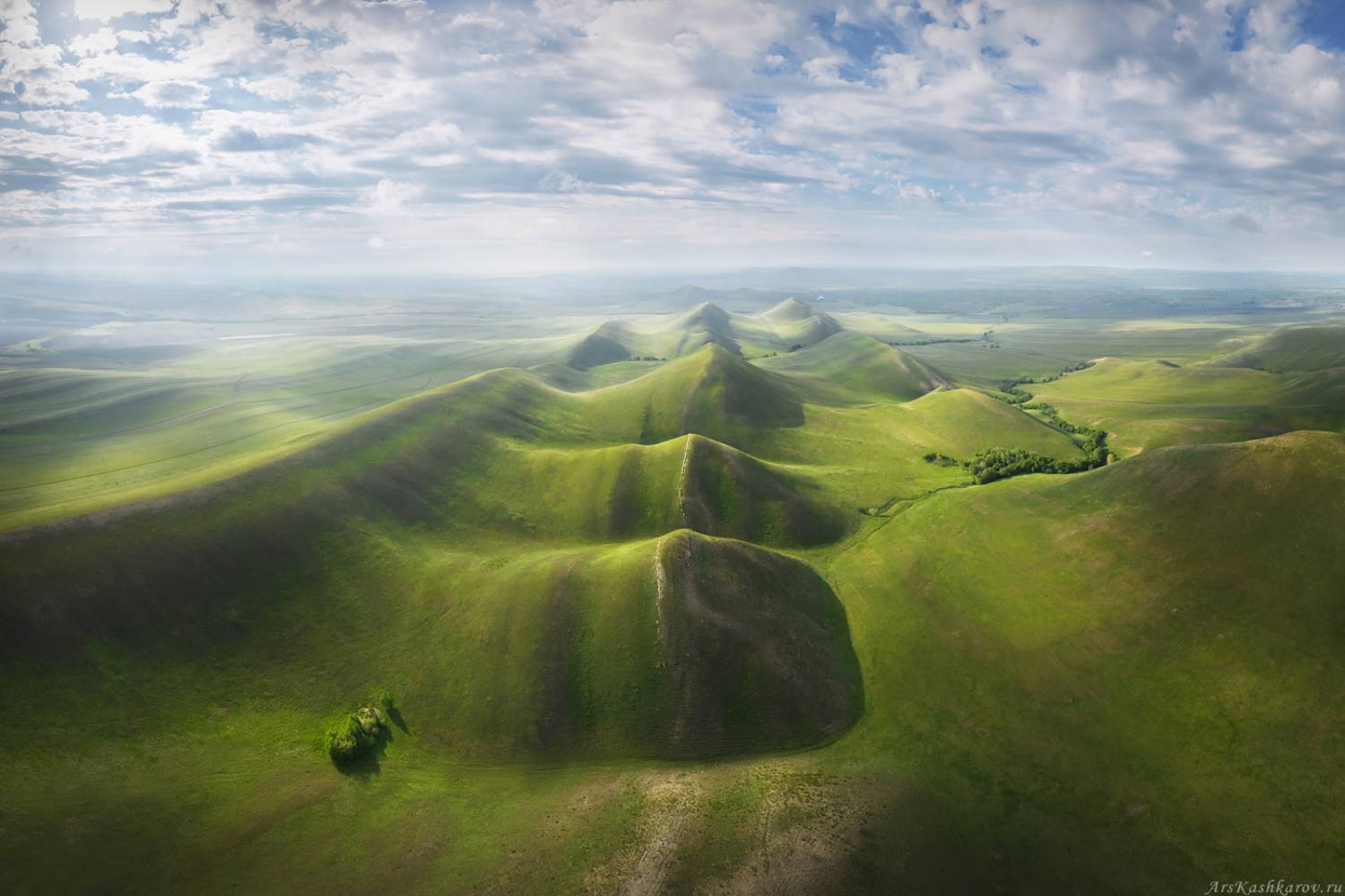 долгие горы, оренбуржье, степь, природа оренбургской области, южный урал, зеленые холмы, степной пейзаж, Арсений Кашкаров