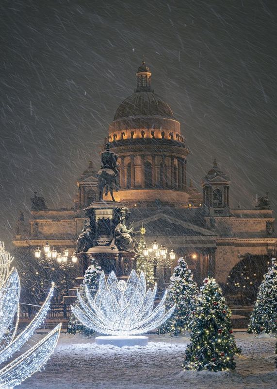 санкт-петербург , исаакиевская площадь , питер , петербург , исаакиевский собор , метель Метель на Исаакиевской площади фото превью