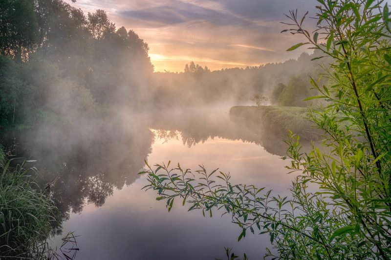 Летний рассвет на реке... фото превью