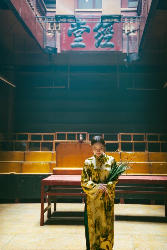 áo dài aodai Through the Smoke of Prayers фото превью