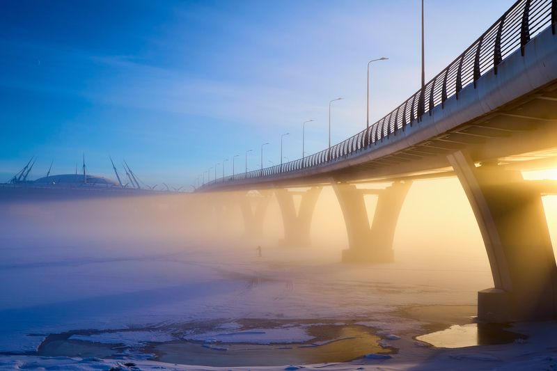 санкт-петербург, зима, закат, мост, яхтенный мост, зимняя рыбалка, нева, солнечный луч, Зимний луч фото превью