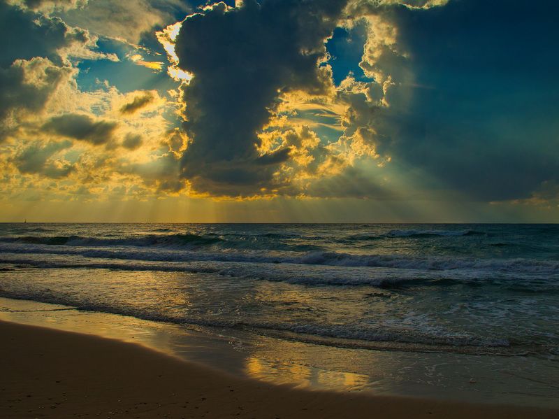 The Mediterranean Sea фото превью