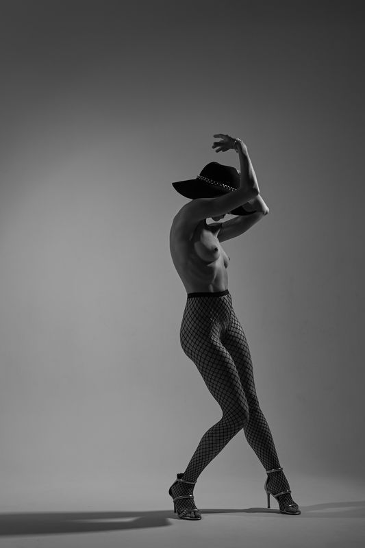 ню эротика танец  Танец фото превью