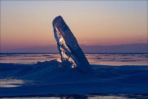 Лёд Байкала