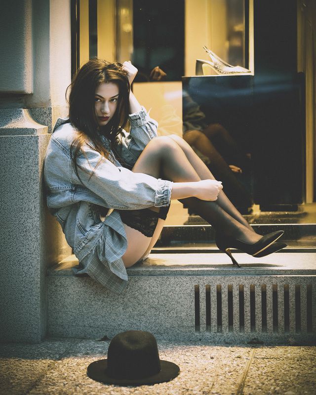 девушка, чулки, портрет Девушка фото превью