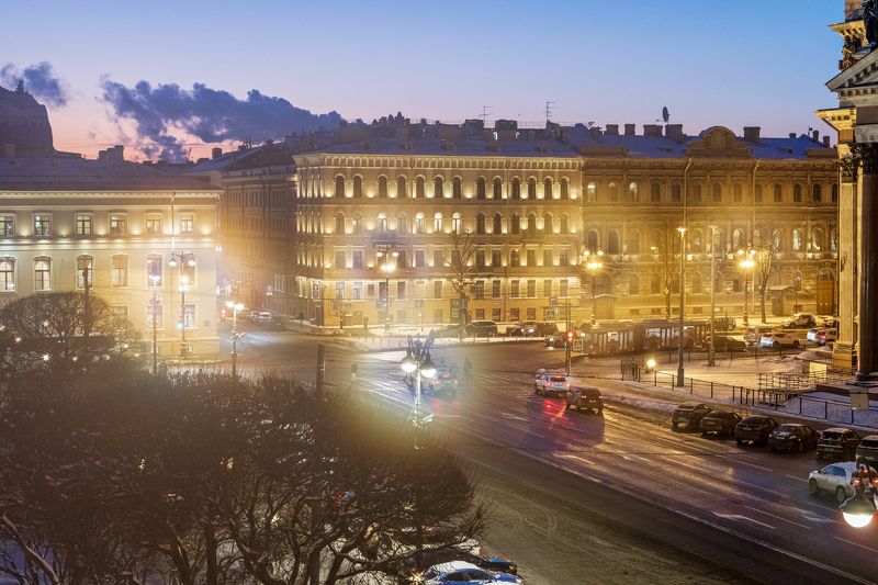Туман на Малой морской улице Санкт-Петербурга фото превью