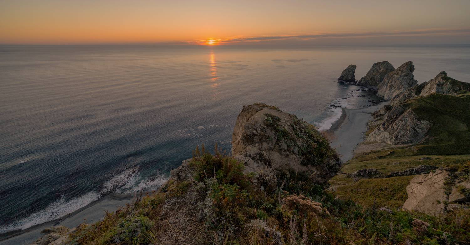 Россия, Приморский край, Ольгинский район, полуостров Ватовского, мыс Четырёх скал,, Гаврилов Юрий