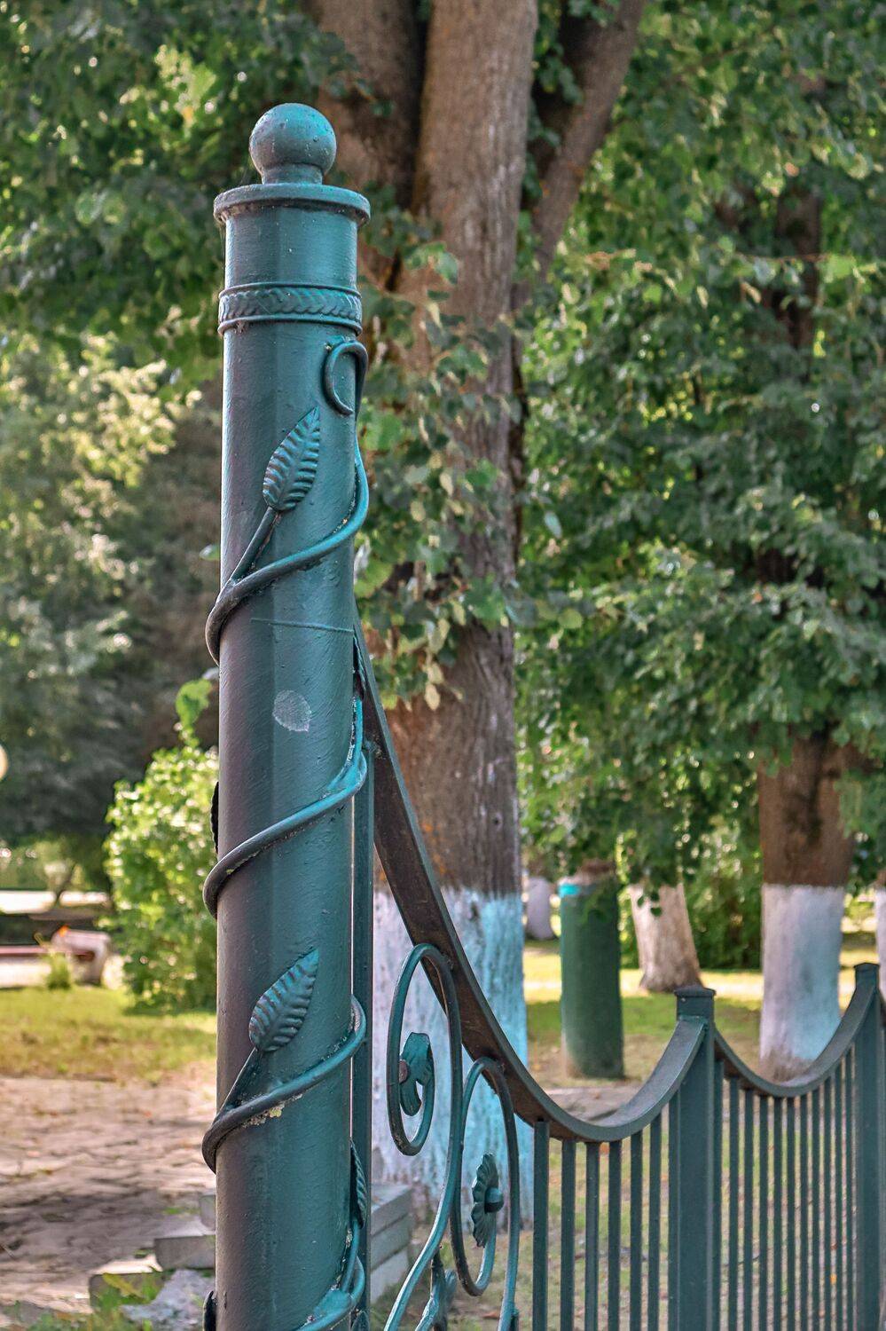 , Александр Сахар