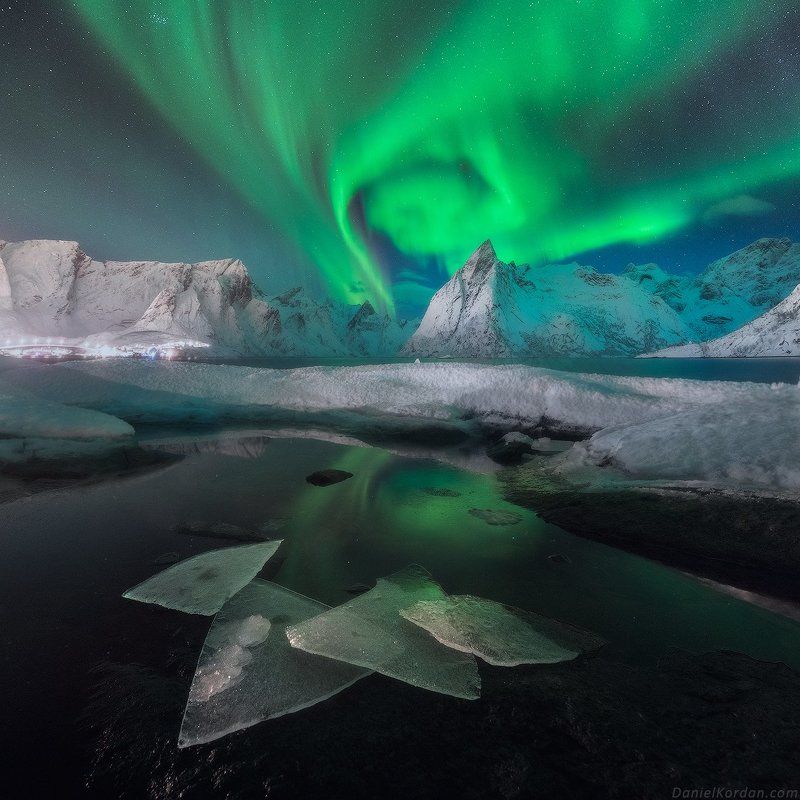 Aurora tornado