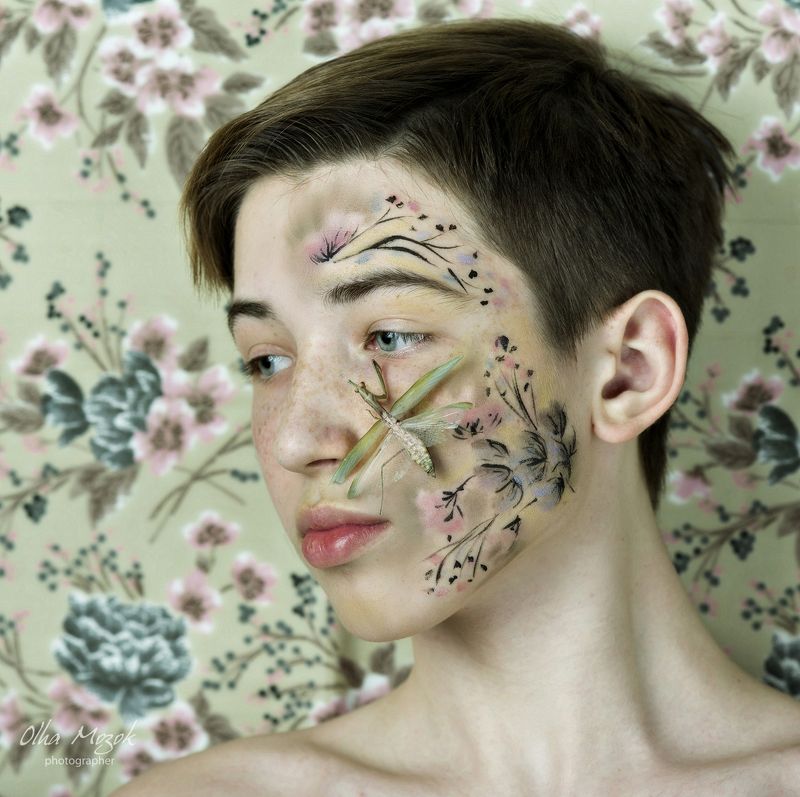 Art, Art photo, Eyes, Flowers, Portrait, Young, Богомол Max фото превью