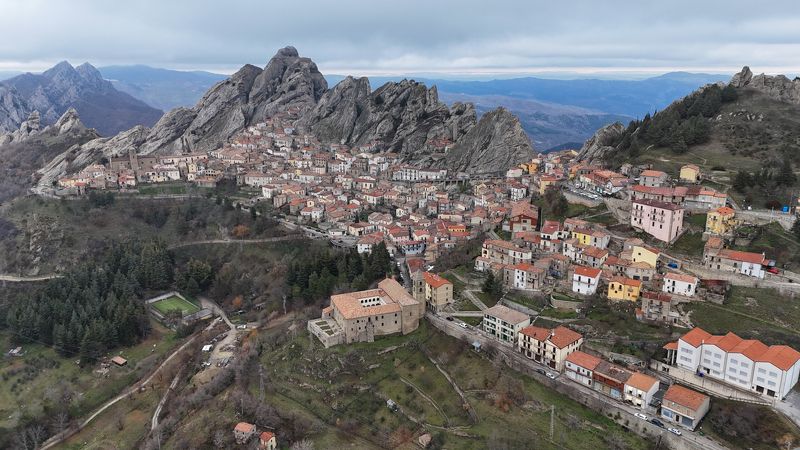 Пьедрапертоса, Италия фото превью