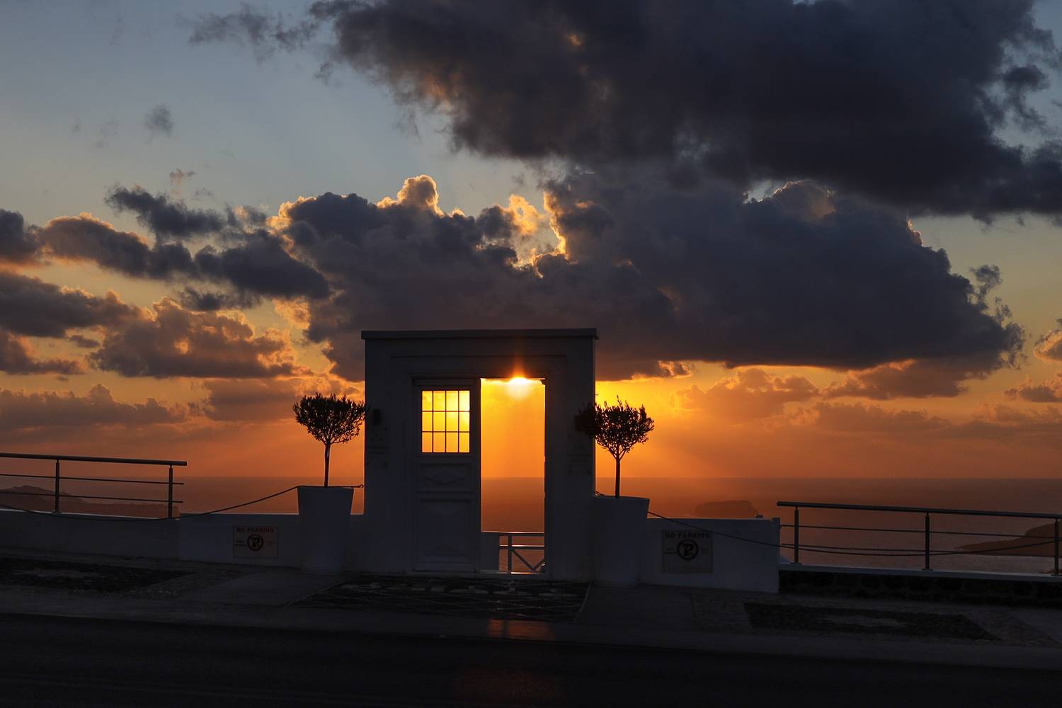 santorini, door, to, caldera, view, Inga Ivanova