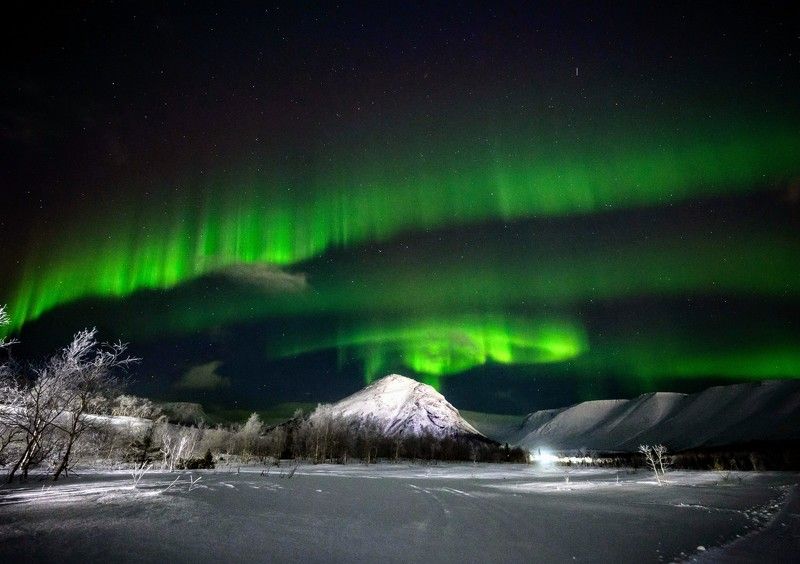 Полярное сияние над Хибинами фото превью
