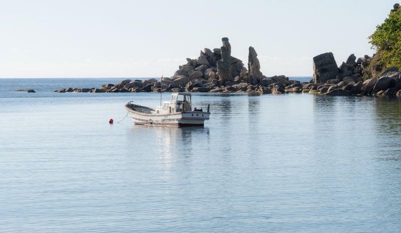 Россия, Приморский край, Приморье, Японское море, бухта Триозёрье В бухте Триозёрье фото превью