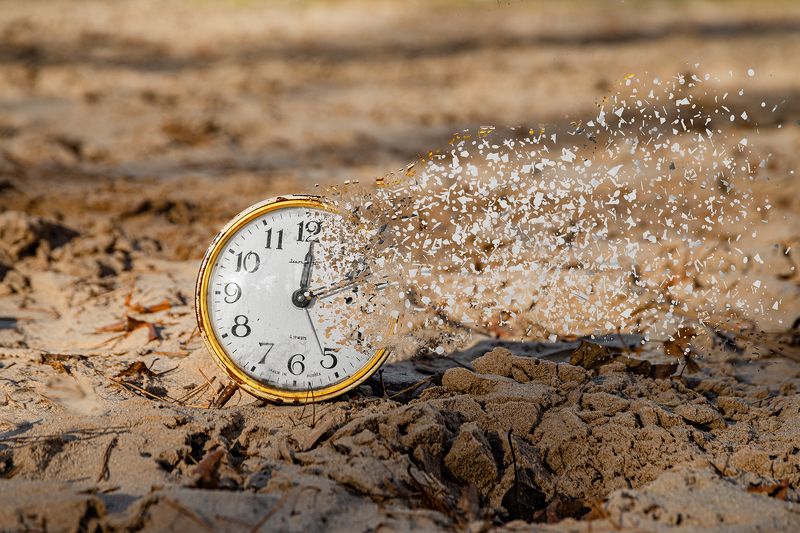 Улетающее время фото превью