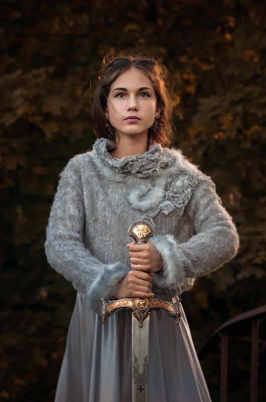 постановочная фотография, необычное, красота, модель, портрет, настроение, художественная работа, эстетика, / Many years and stupid fights_________________________/ фото превью