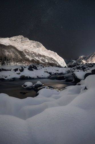 Ночь у реки