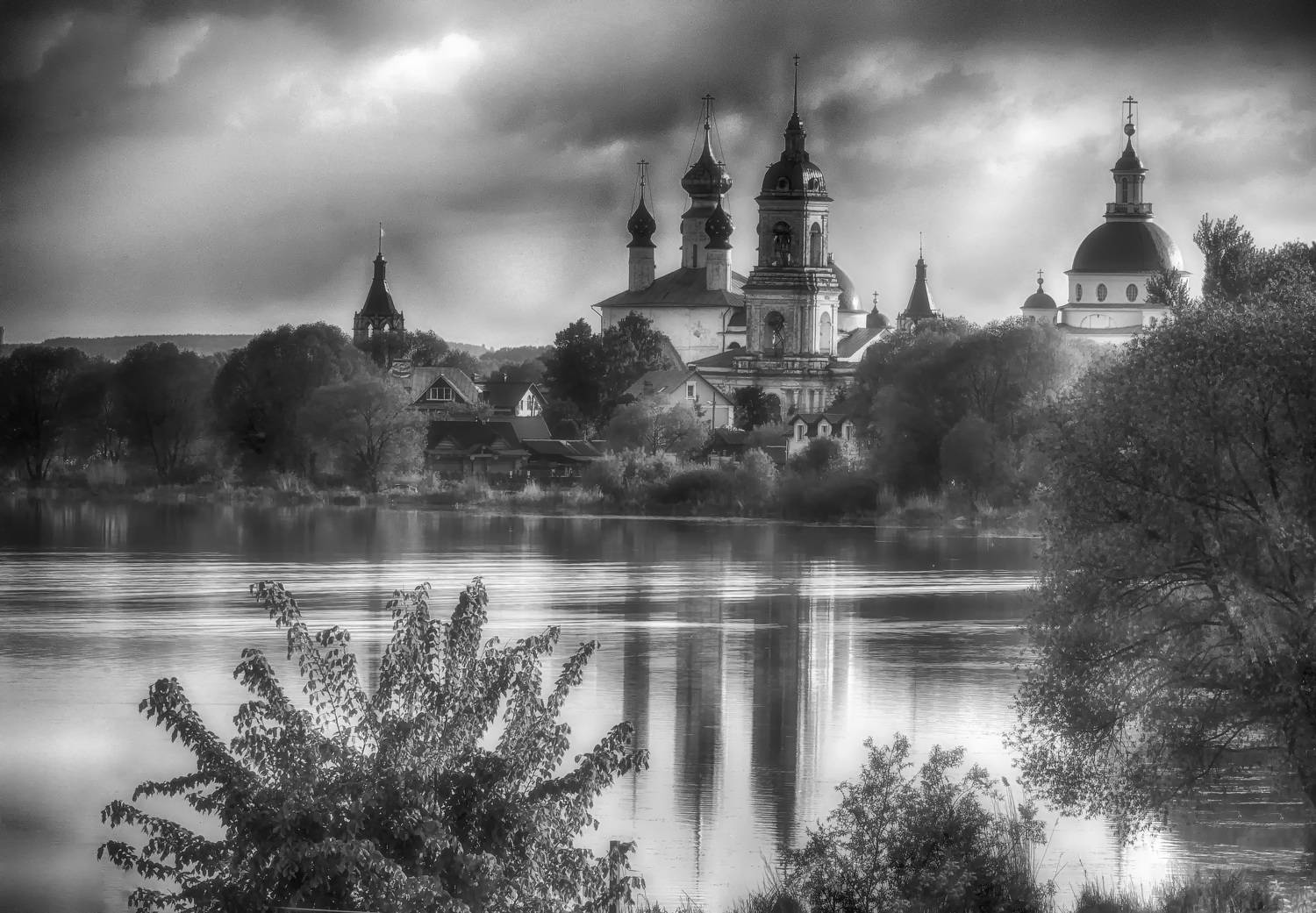 храмы отражения, Вера Петри