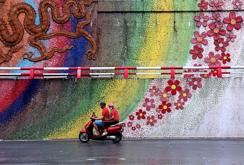 #street #travel  The Hanoi Ceramic Mosaic Mural  фото превью