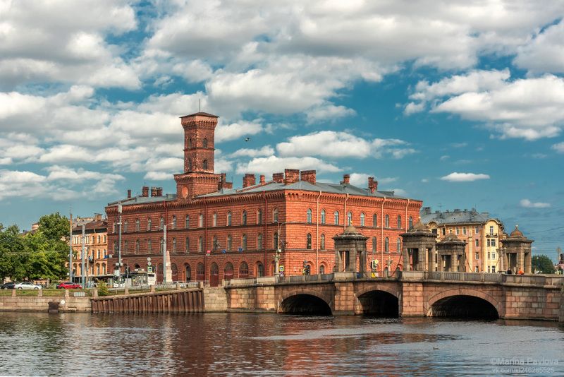 город, архитектура, санкт-петербург, старо-калинкин мост, река фонтанка, университет мвд россии, осенний петербург Тёплый день осеннего Петербурга. Старо-Калинкин мост. фото превью