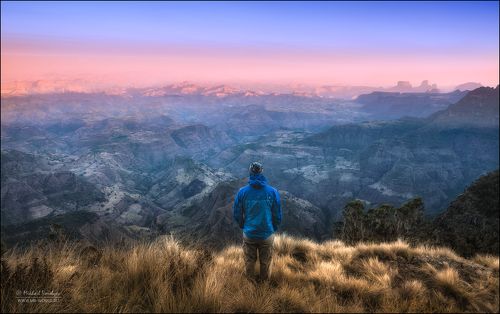 Когда весь мир у твоих ног...