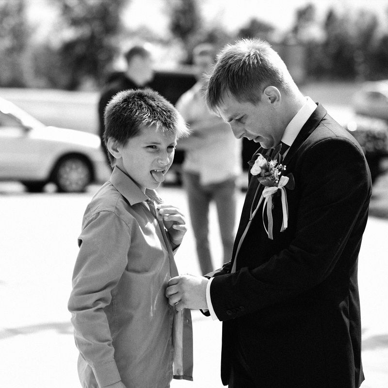 Младший брат фото превью