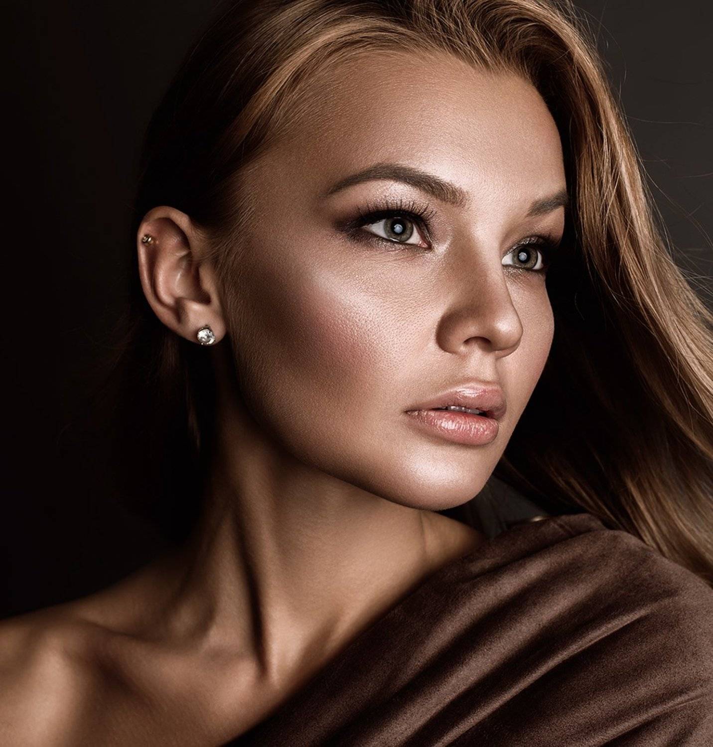 , Роман Лобастов