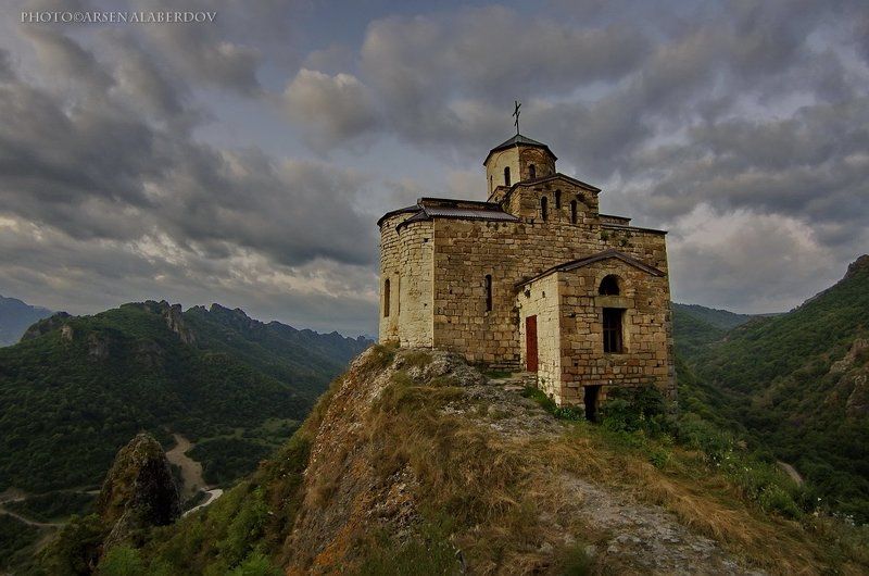 ХРАМ НА ГОРЕ ШОАНА фото превью